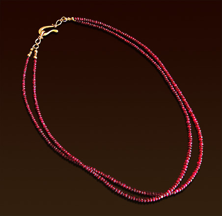 Stunning two strands ruby necklace, vermeil clasp