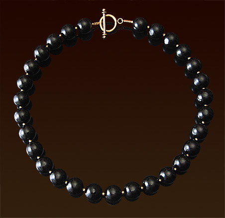 Black onyx pearls necklace, vermeil toggle clasp