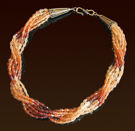 Eight strands twisted grossular garnet necklace, vermeil clasp